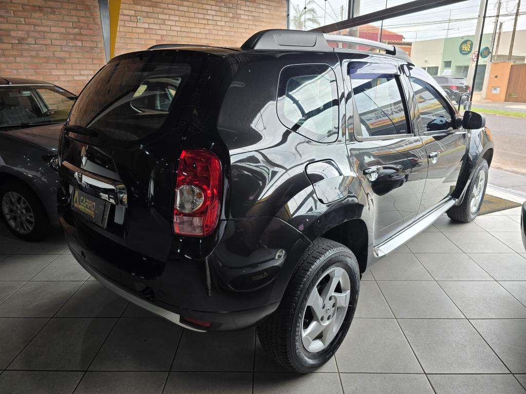 RENAULT Duster - Foto