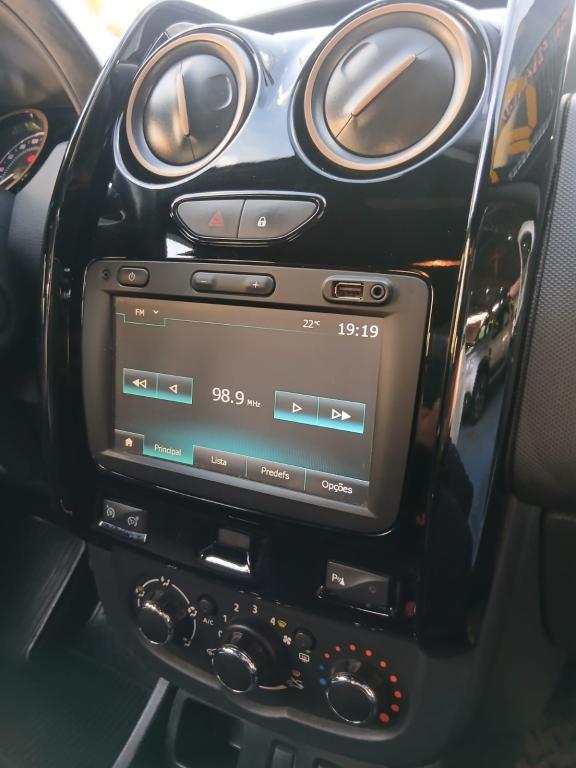 RENAULT Duster - Foto