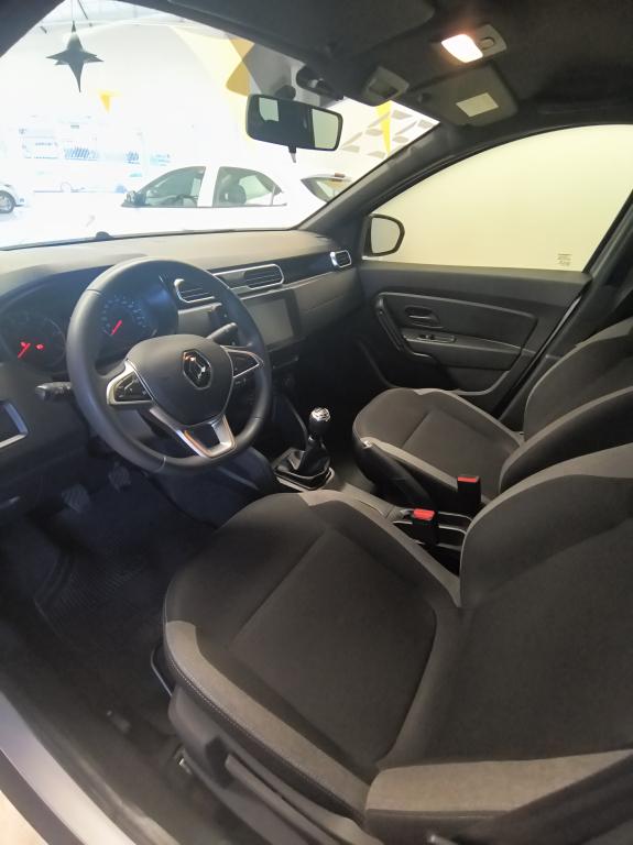 RENAULT Duster - Foto