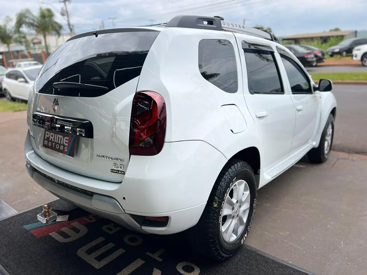 RENAULT Duster - Foto