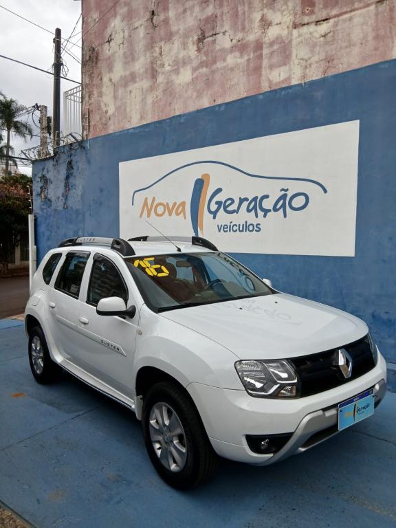 RENAULT Duster - Foto