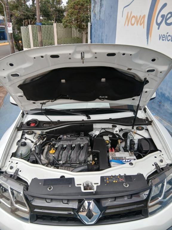RENAULT Duster - Foto