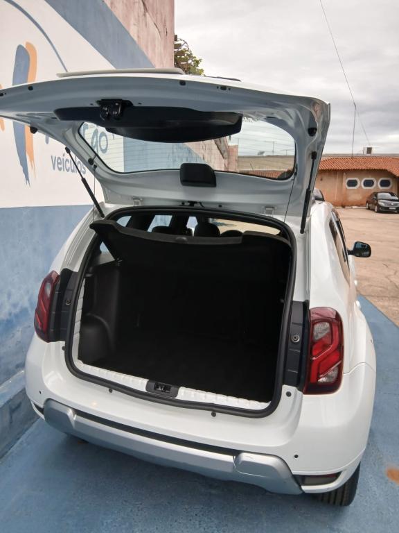 RENAULT Duster - Foto