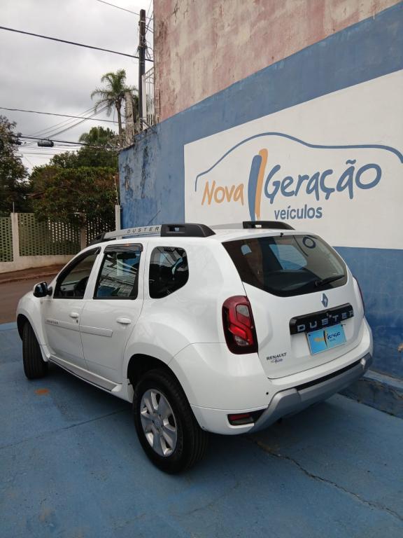 RENAULT Duster - Foto