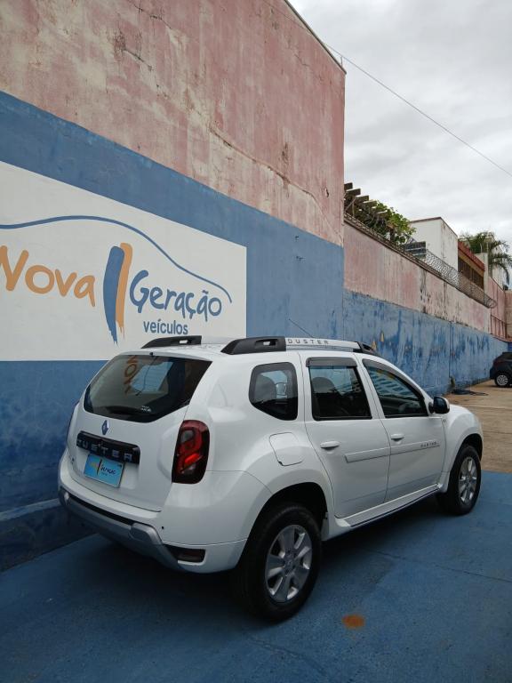 RENAULT Duster - Foto