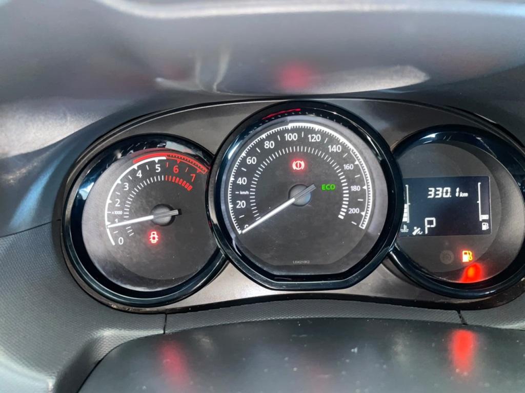 RENAULT Duster - Foto