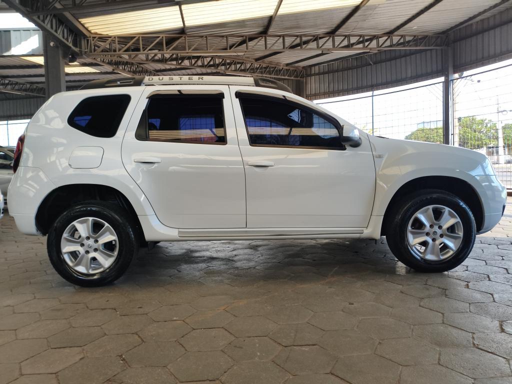 RENAULT Duster - Foto