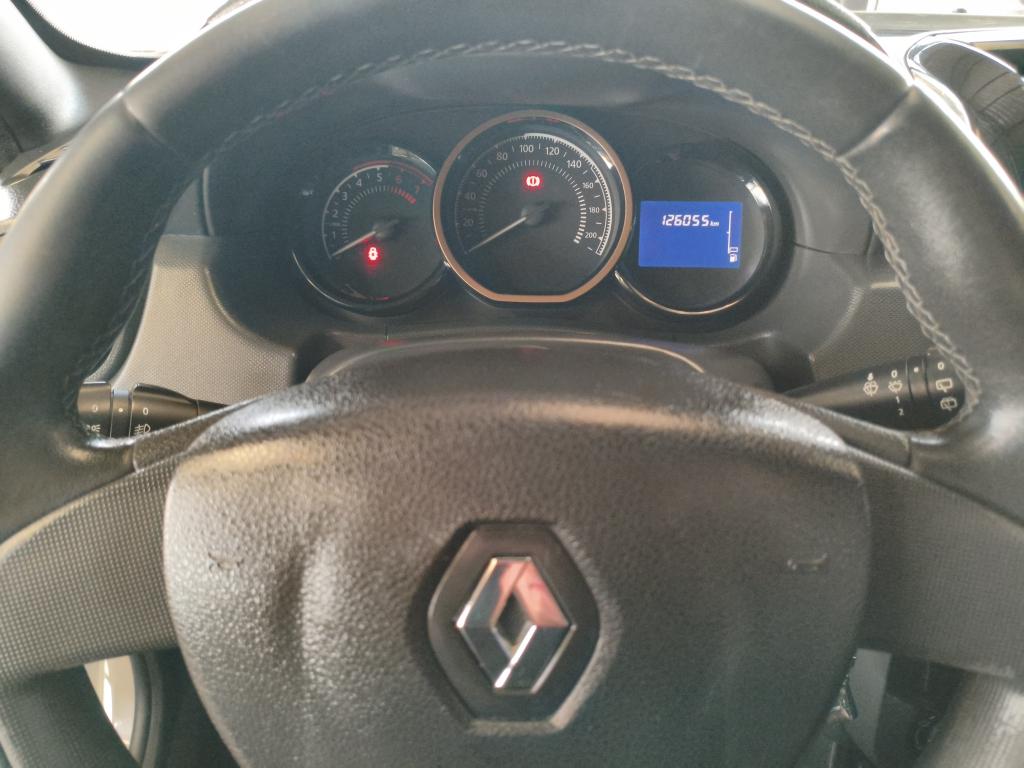 RENAULT Duster - Foto