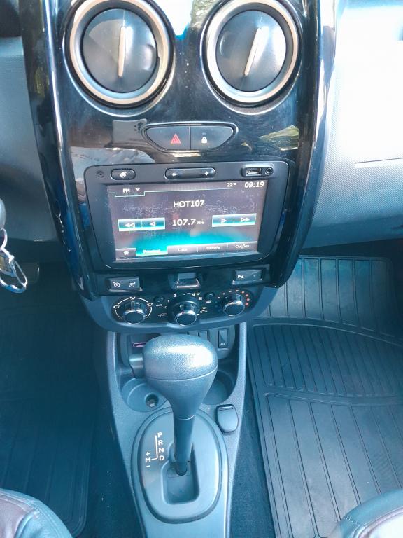 RENAULT Duster - Foto