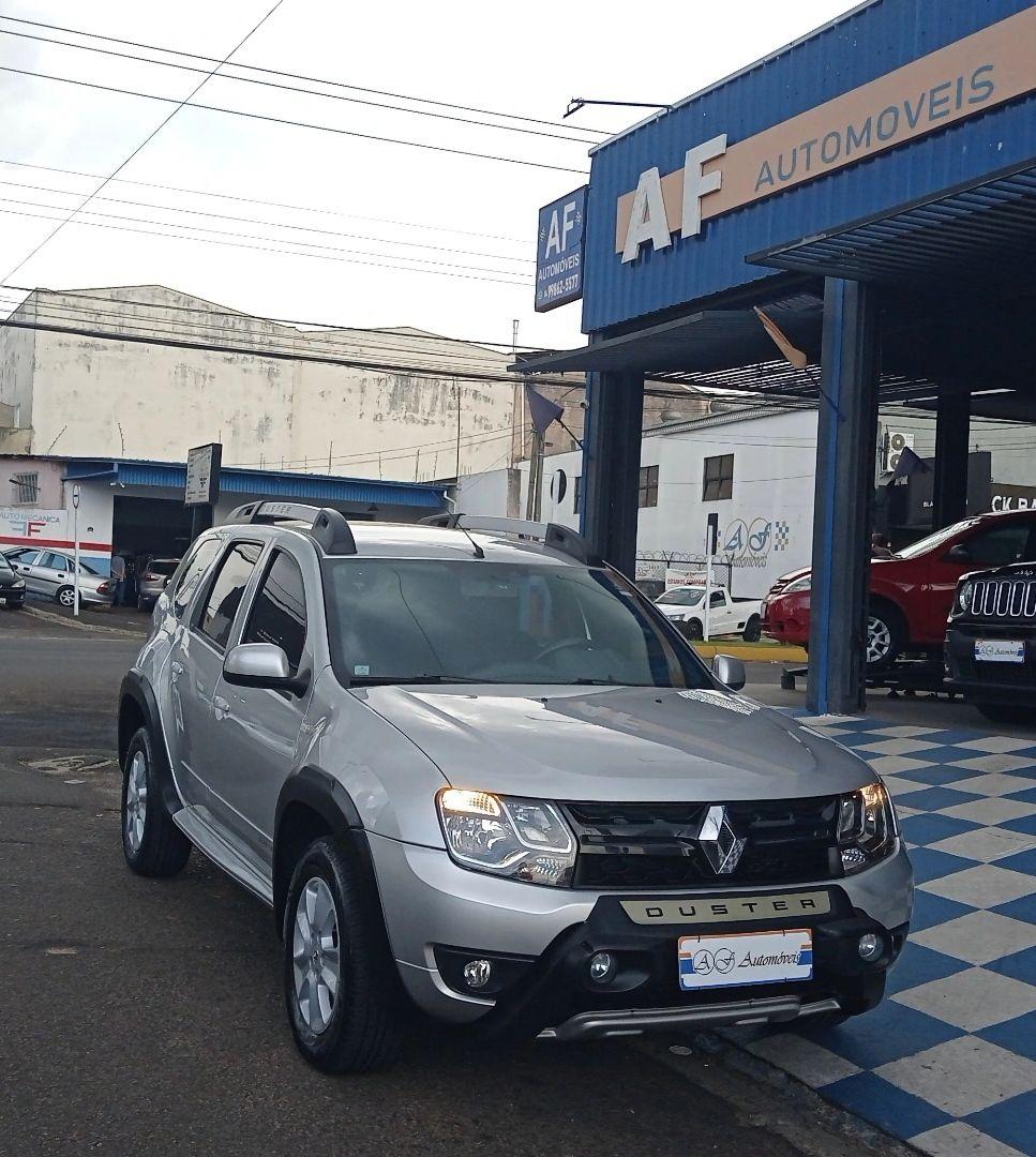 RENAULT Duster - Foto