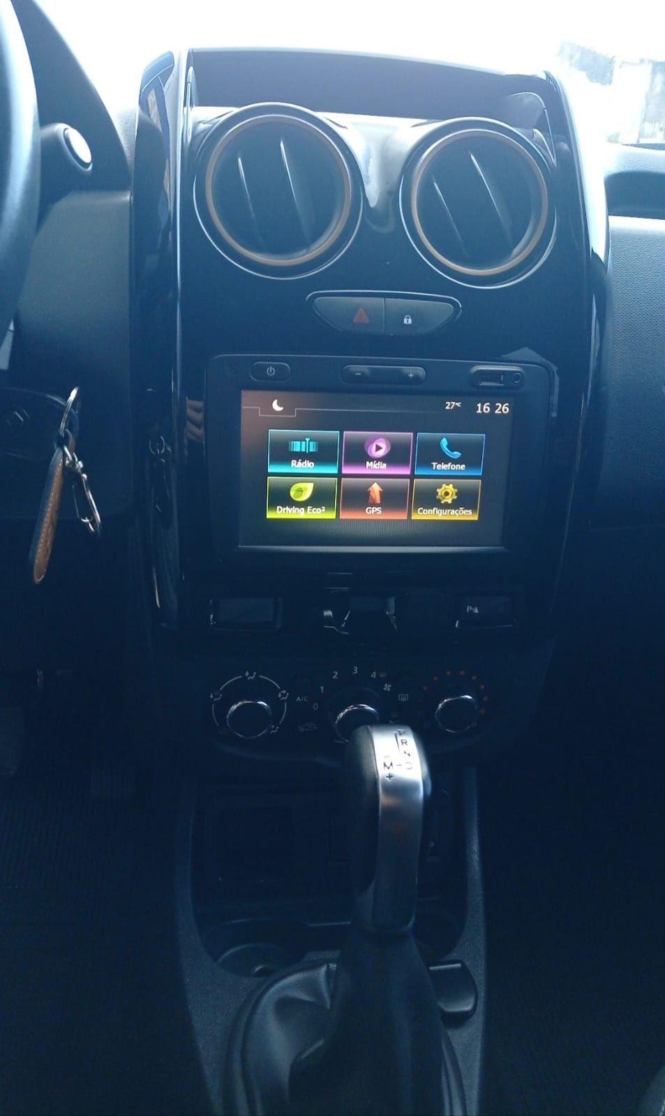 RENAULT Duster - Foto