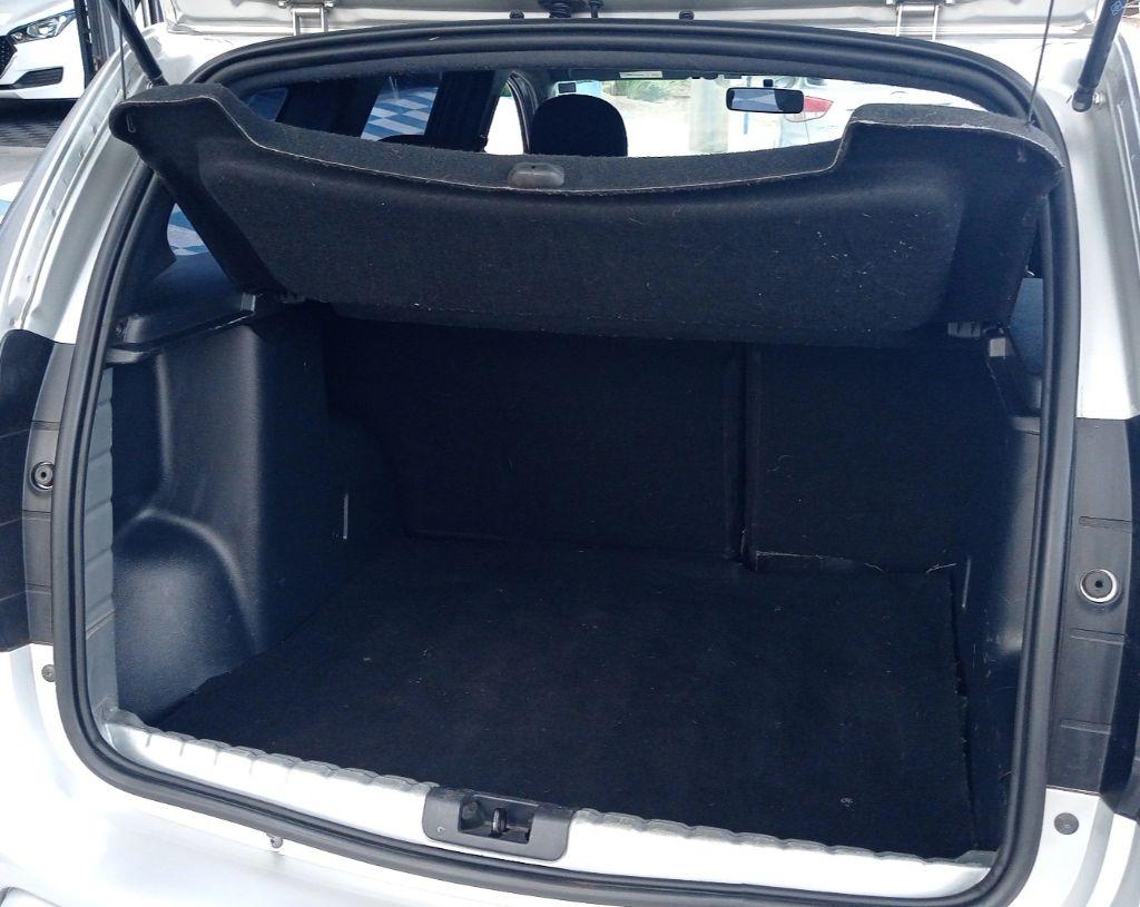 RENAULT Duster - Foto