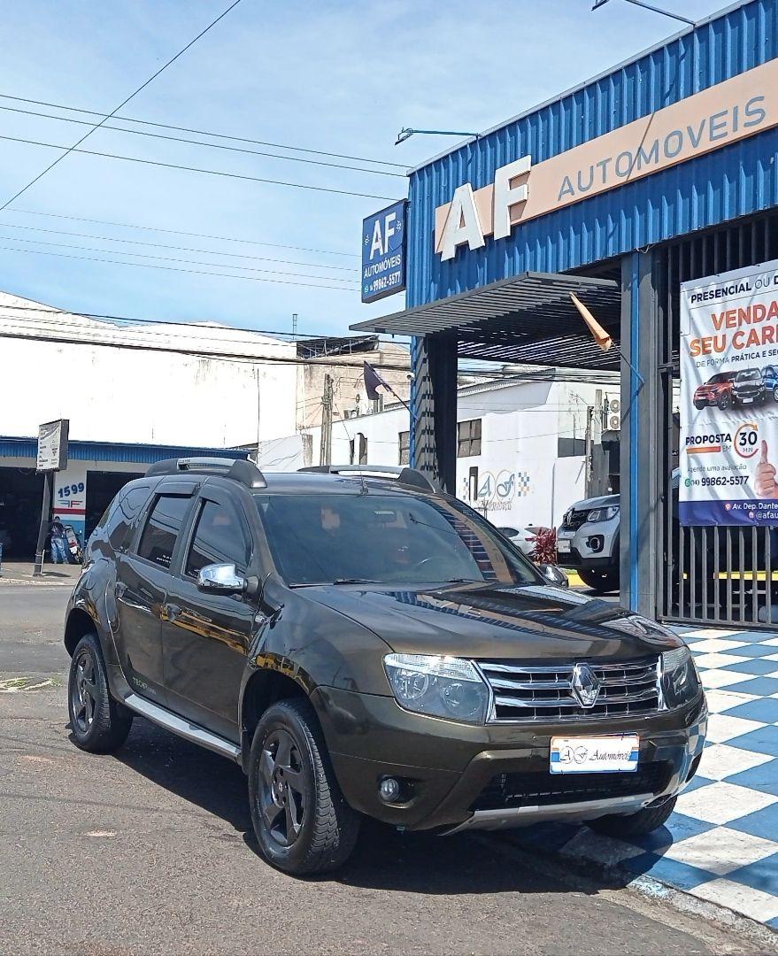 RENAULT Duster