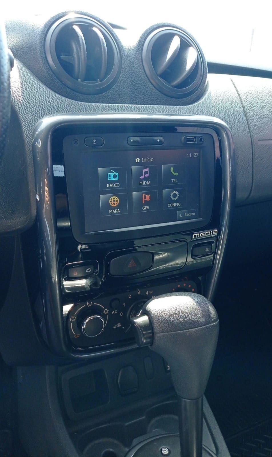 RENAULT Duster - Foto