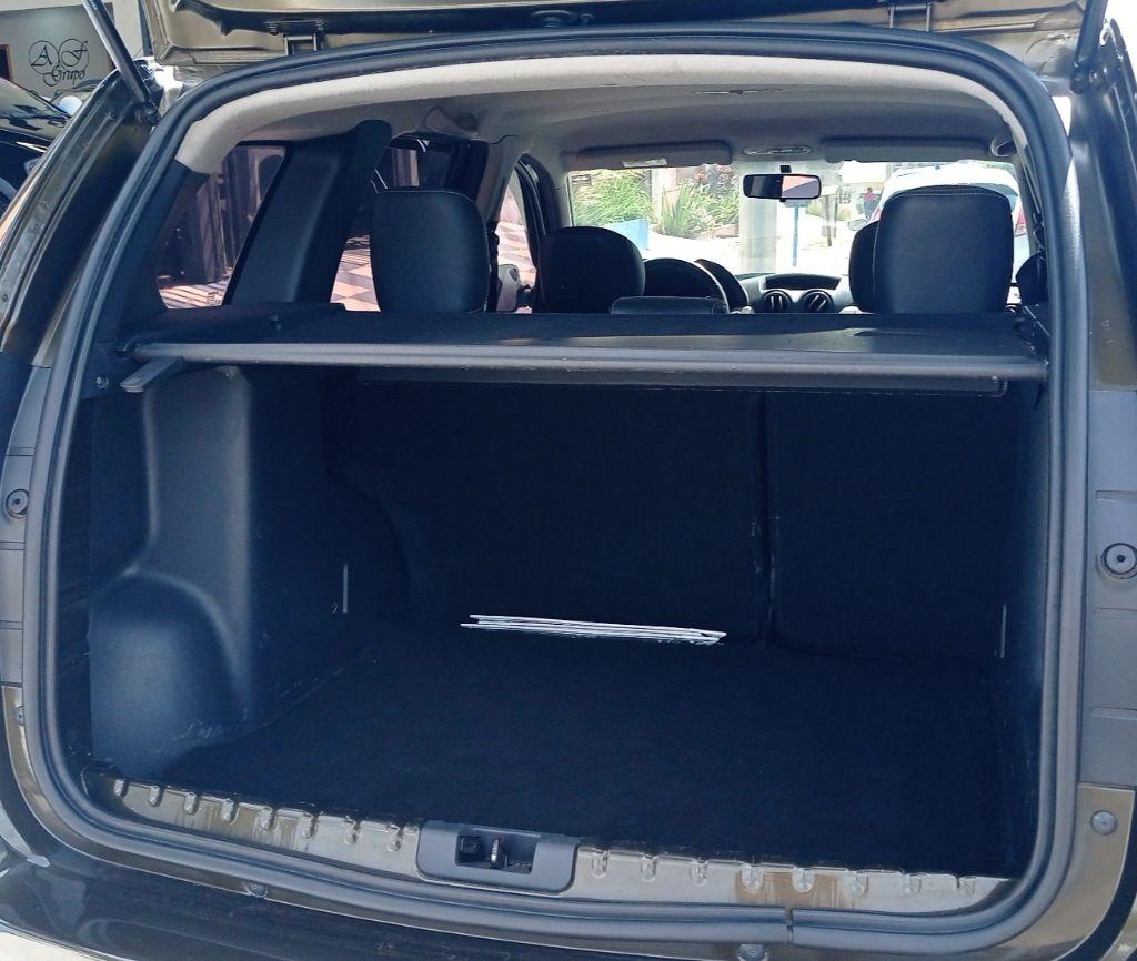 RENAULT Duster - Foto