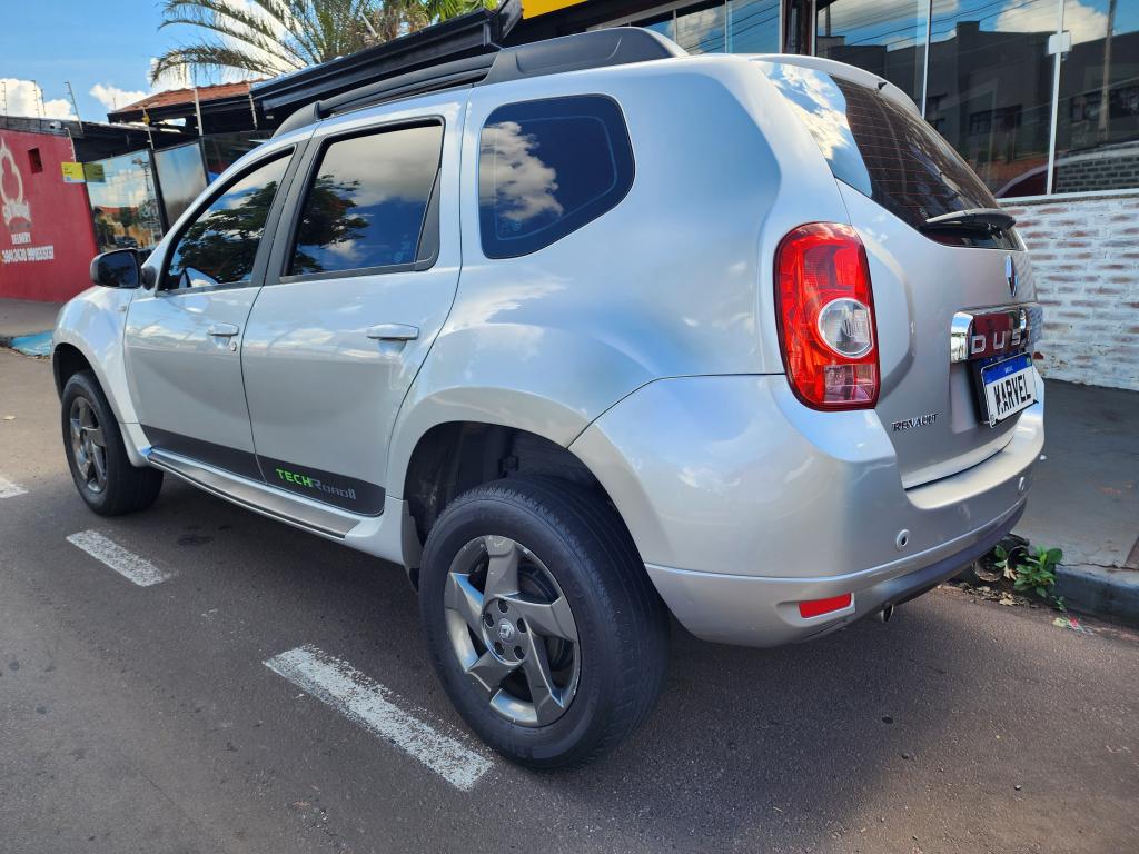 RENAULT Duster - Foto