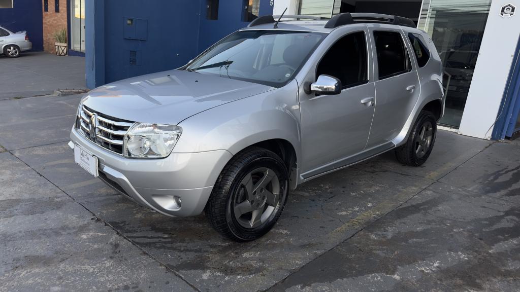 RENAULT Duster - Foto