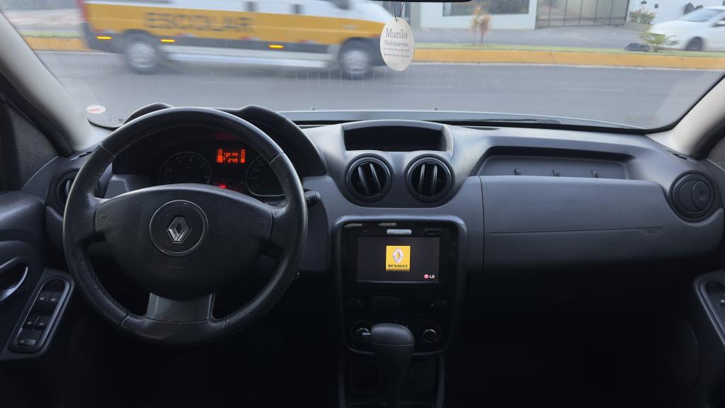 RENAULT Duster - Foto