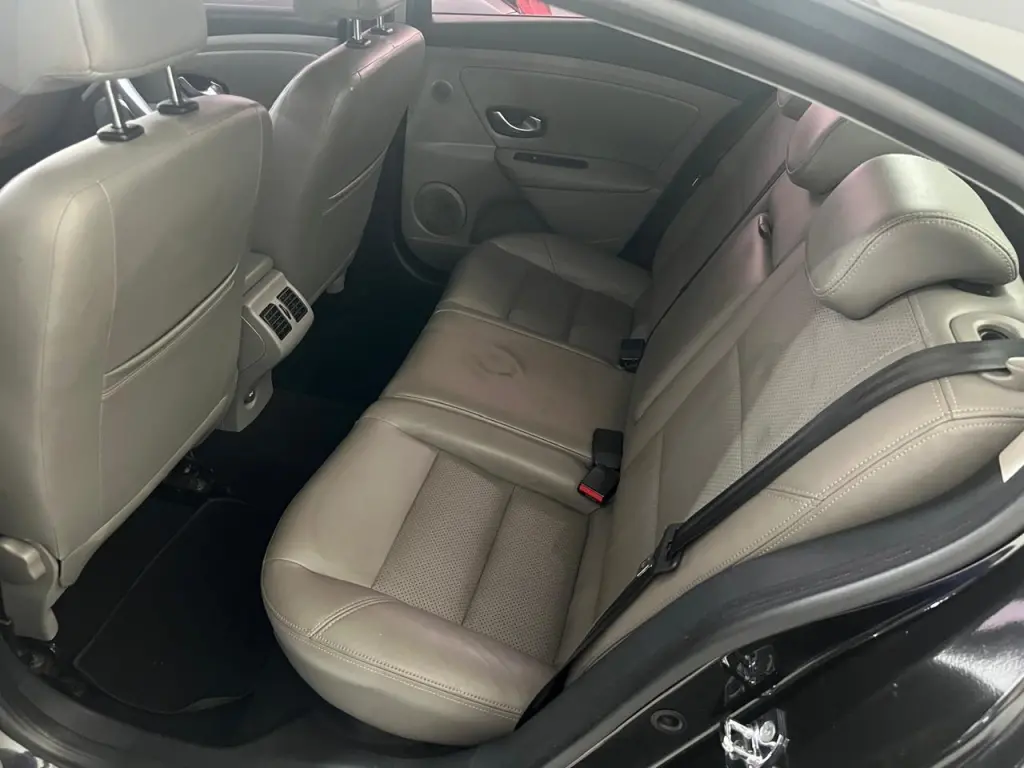 RENAULT Fluence - Foto