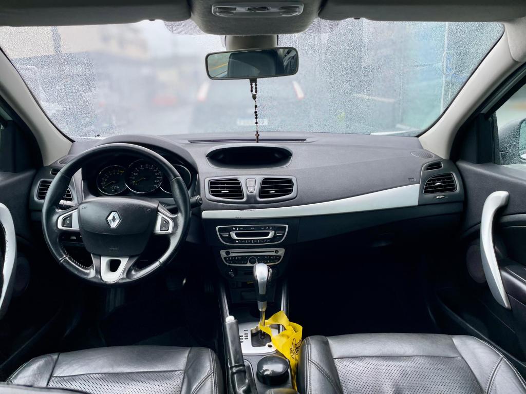 RENAULT Fluence - Foto