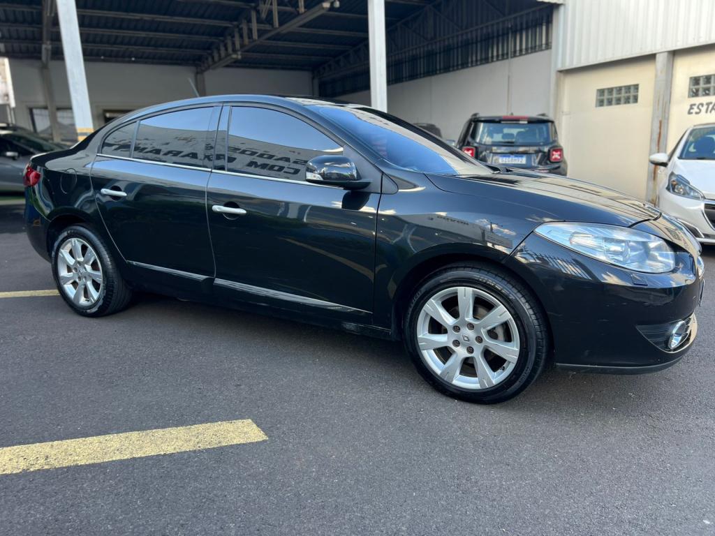 RENAULT Fluence - Foto