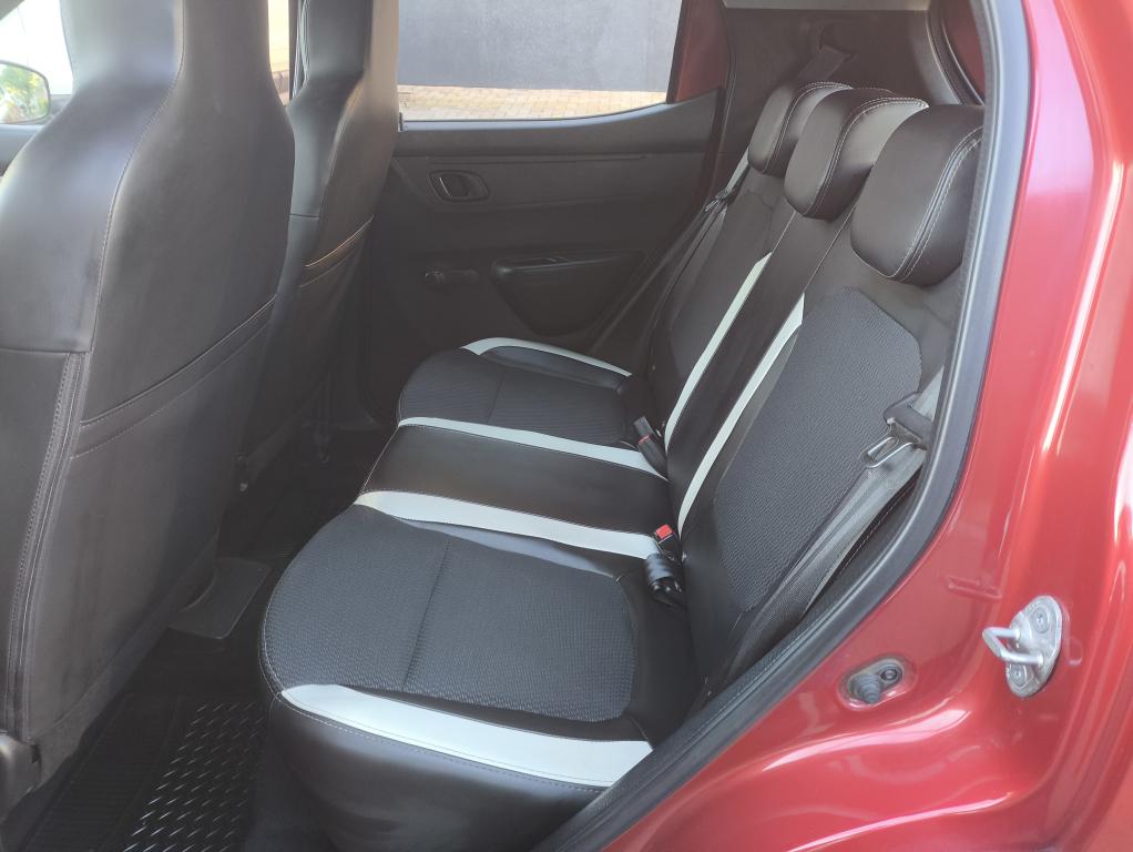 RENAULT Kwid - Foto