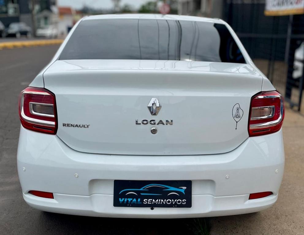 RENAULT Logan - Foto