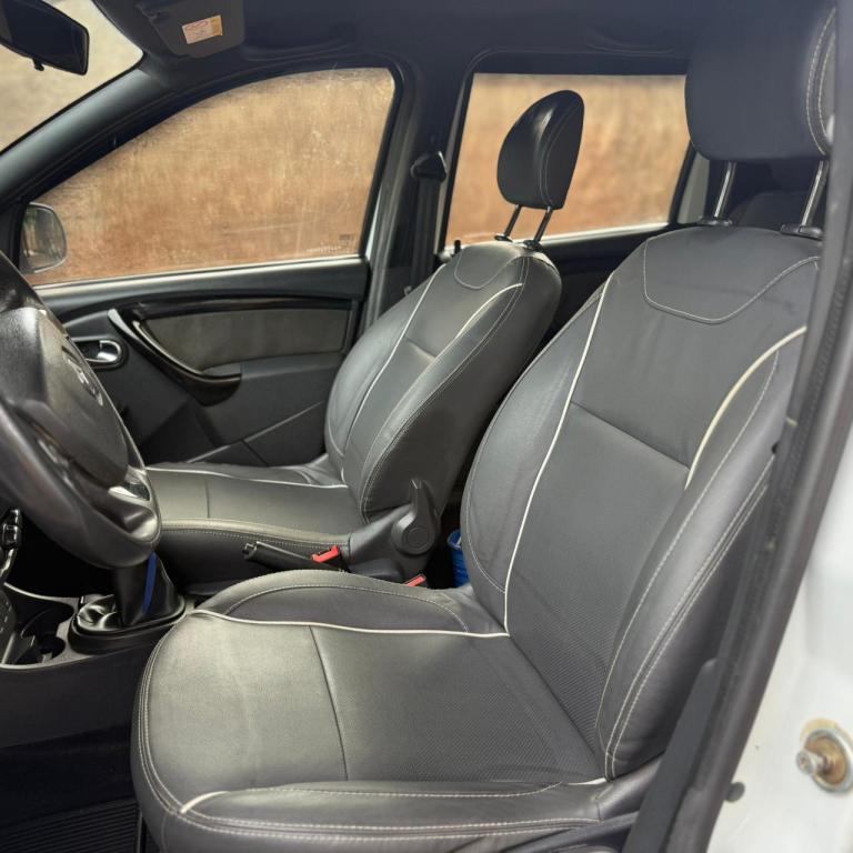 RENAULT Oroch - Foto