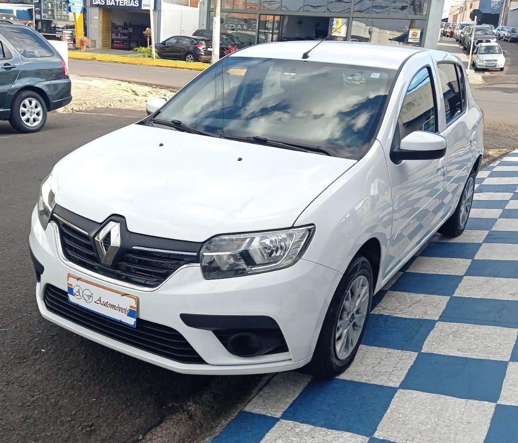 RENAULT Sandero - Foto