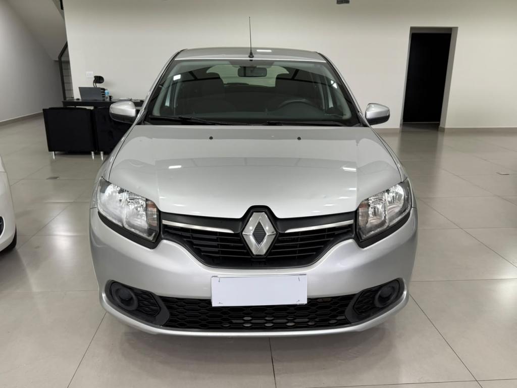 RENAULT Sandero - Foto