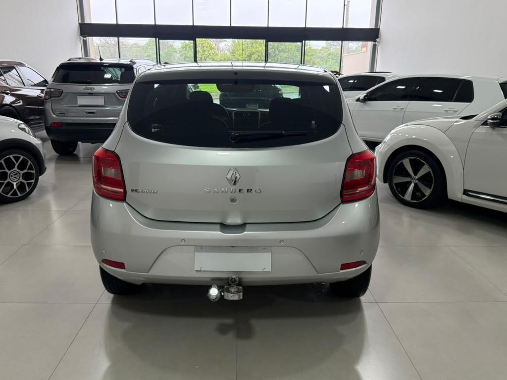 RENAULT Sandero - Foto