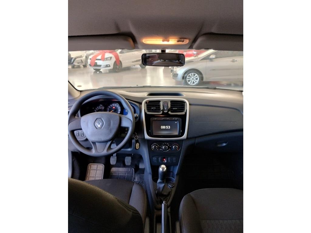 RENAULT Sandero - Foto