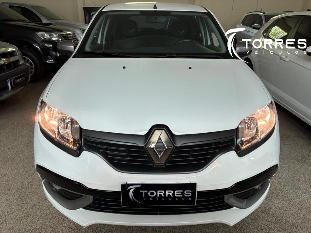 RENAULT Sandero - Foto