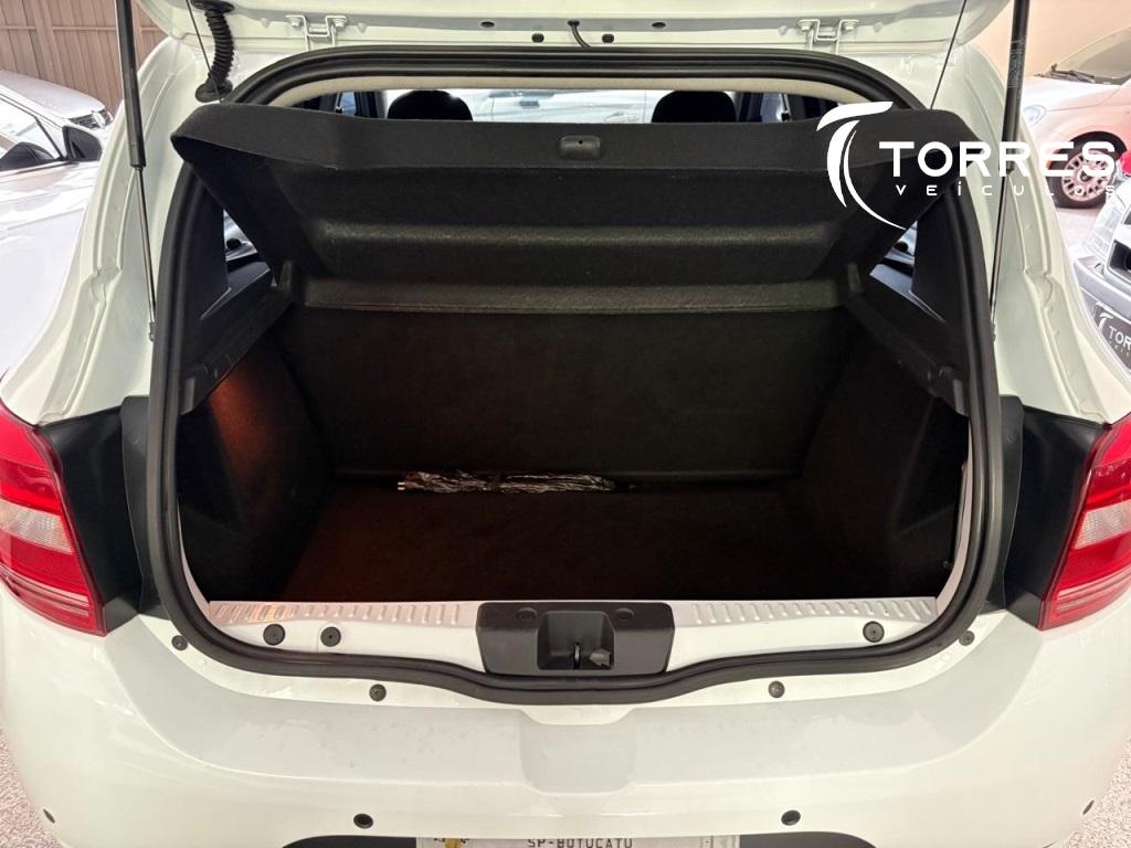 RENAULT Sandero - Foto