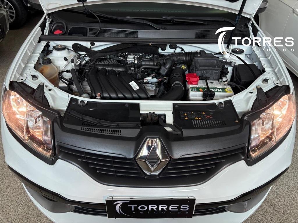 RENAULT Sandero - Foto