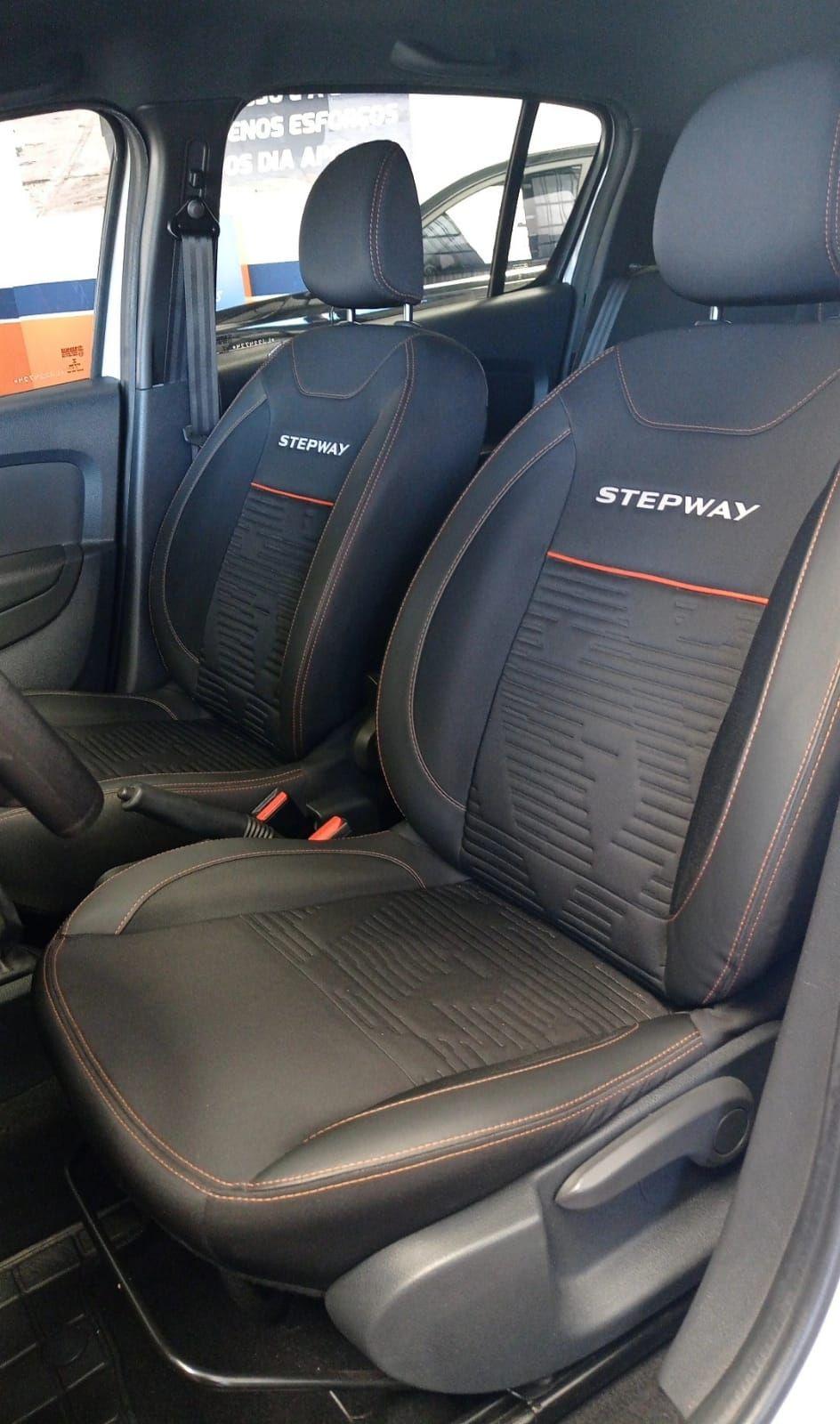 RENAULT Sandero - Foto