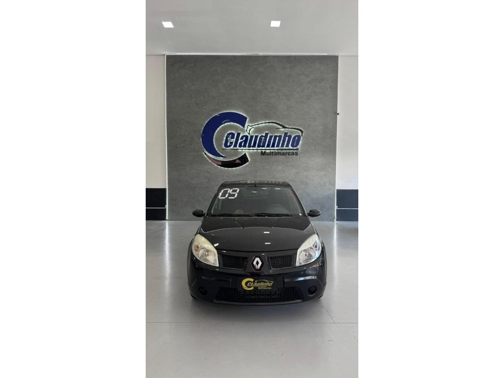RENAULT Sandero - Foto