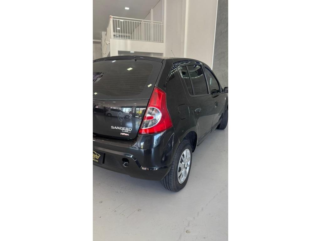 RENAULT Sandero - Foto