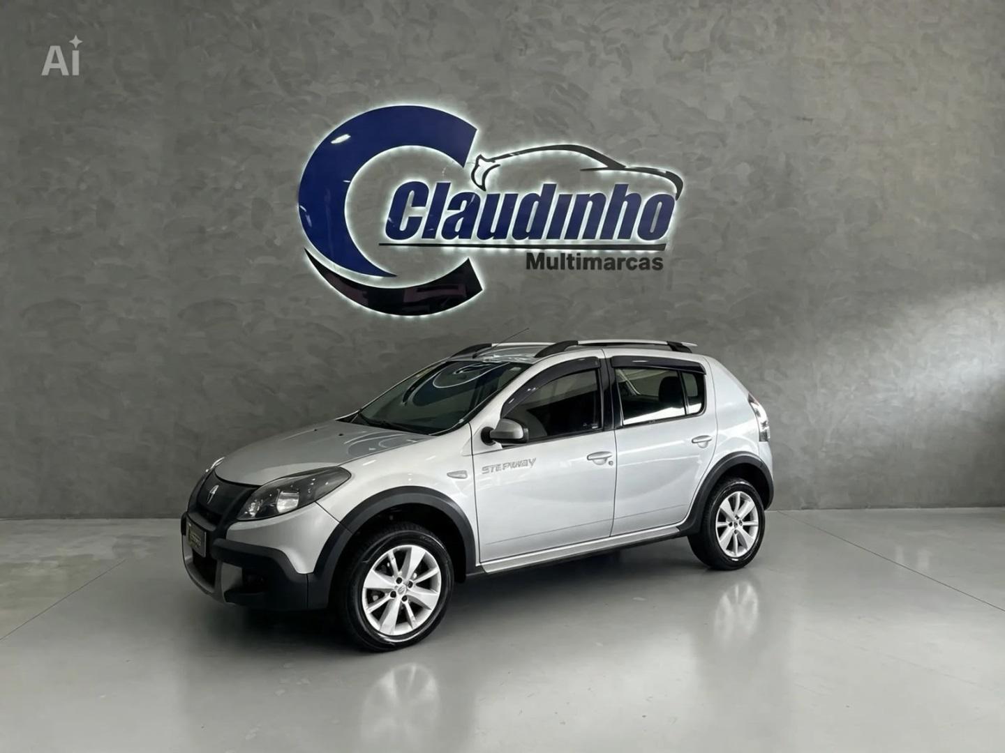 RENAULT Sandero - Foto