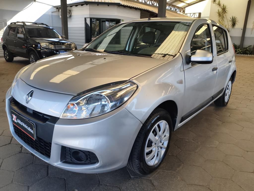 RENAULT Sandero - Foto