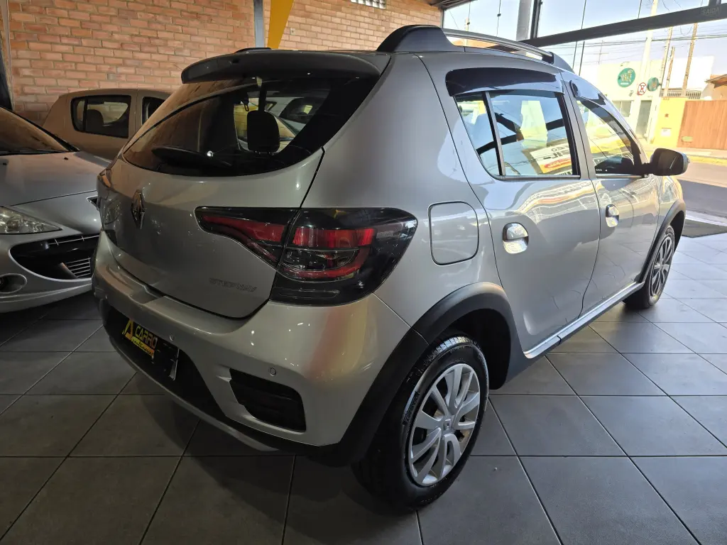 RENAULT Stepway - Foto