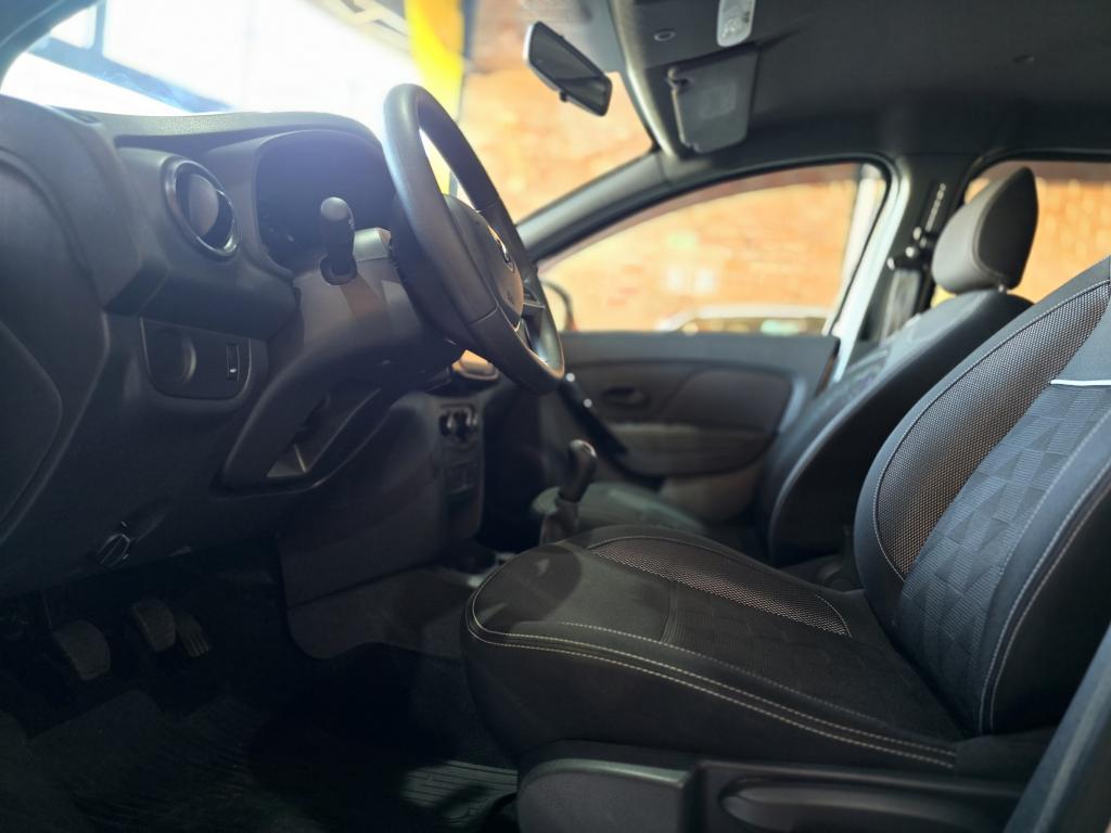 RENAULT Stepway - Foto