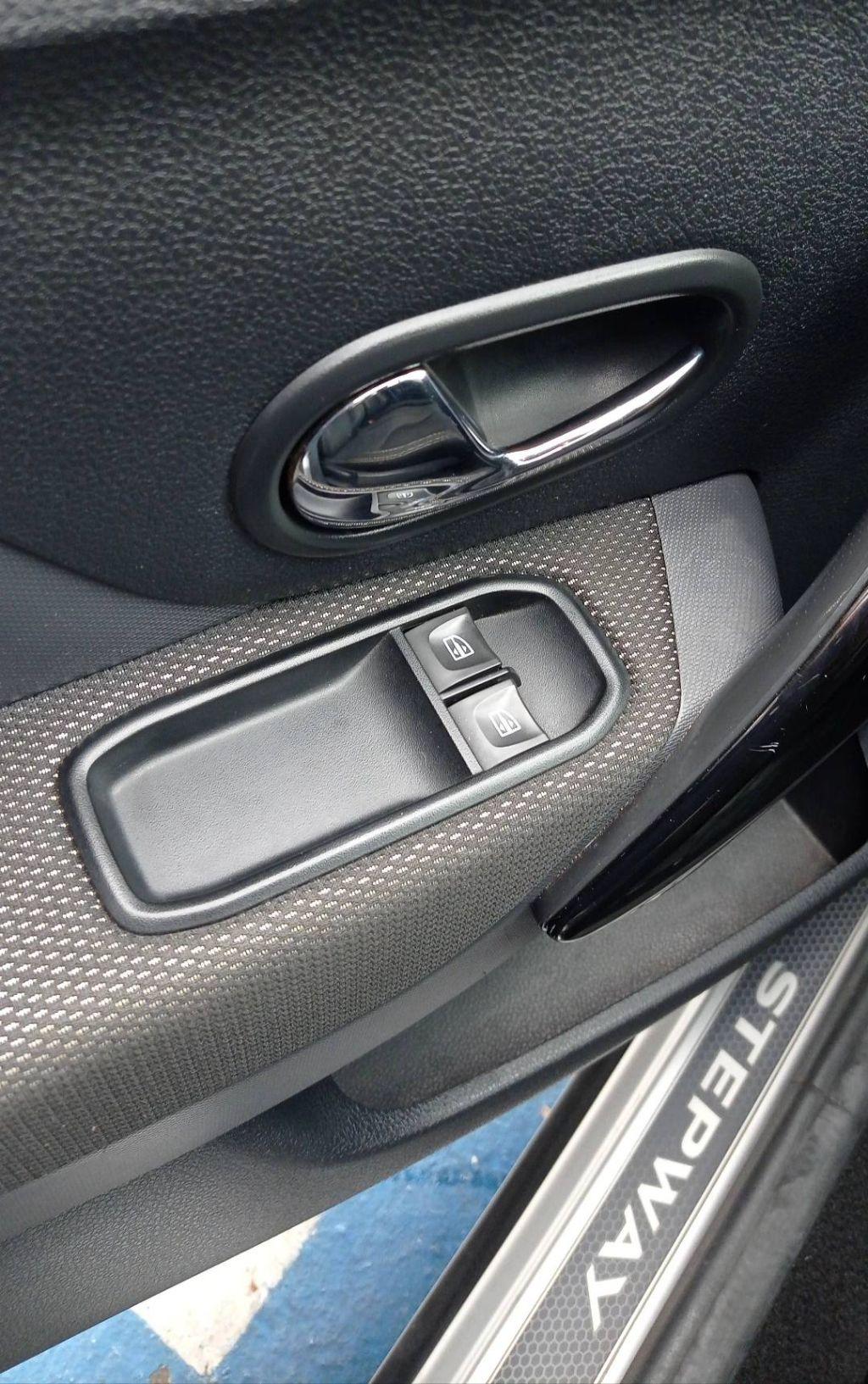 RENAULT Stepway - Foto