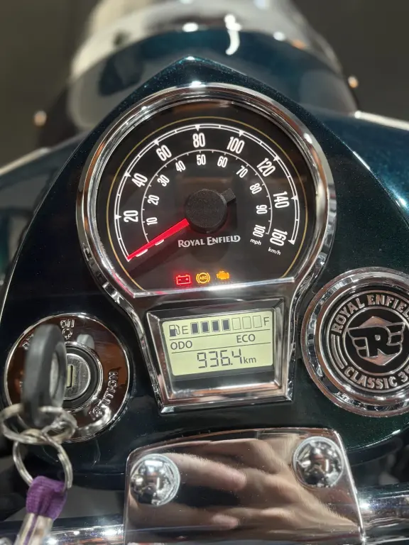 ROYAL ENFIELD Classic 350 - Foto