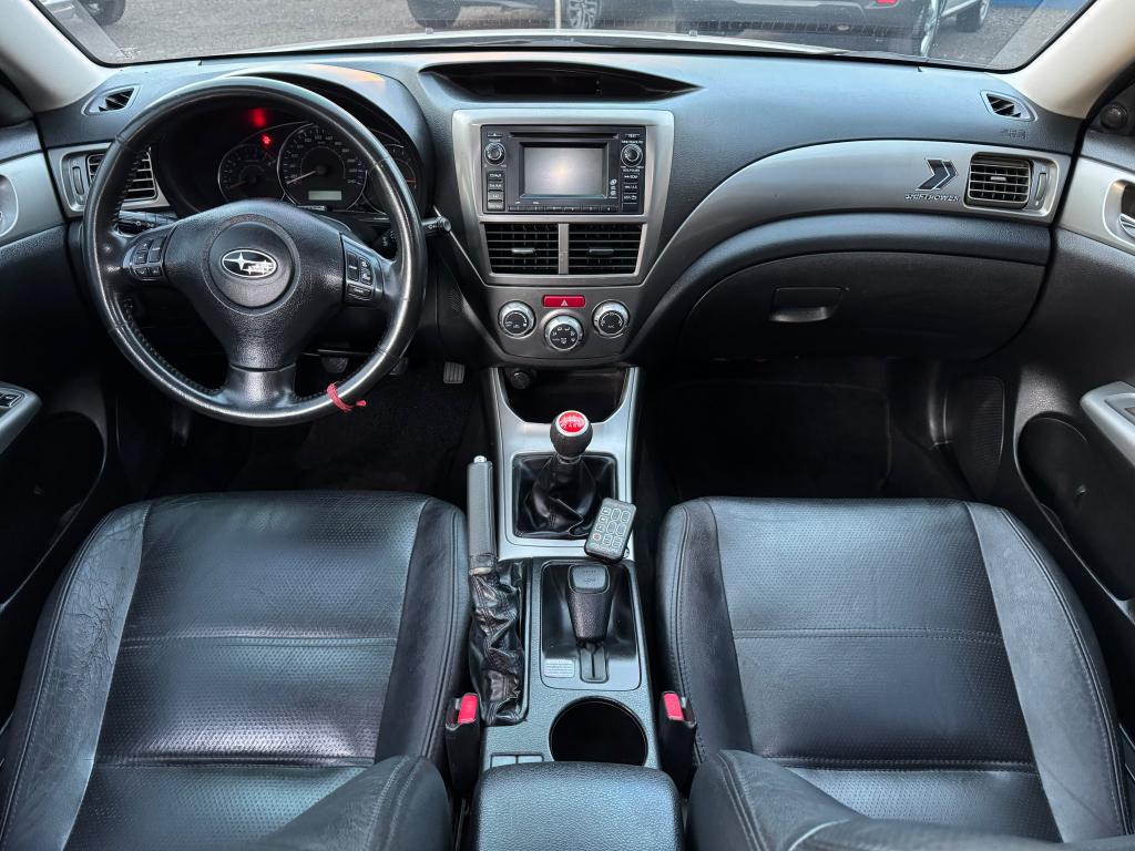 SUBARU Impreza Hatch - Foto