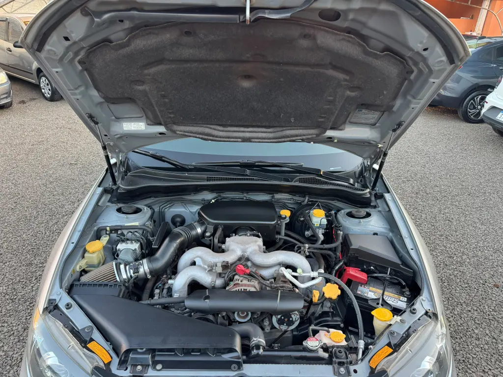 SUBARU Impreza Hatch - Foto