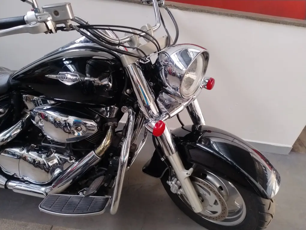 SUZUKI Boulevard C 1500 - Foto