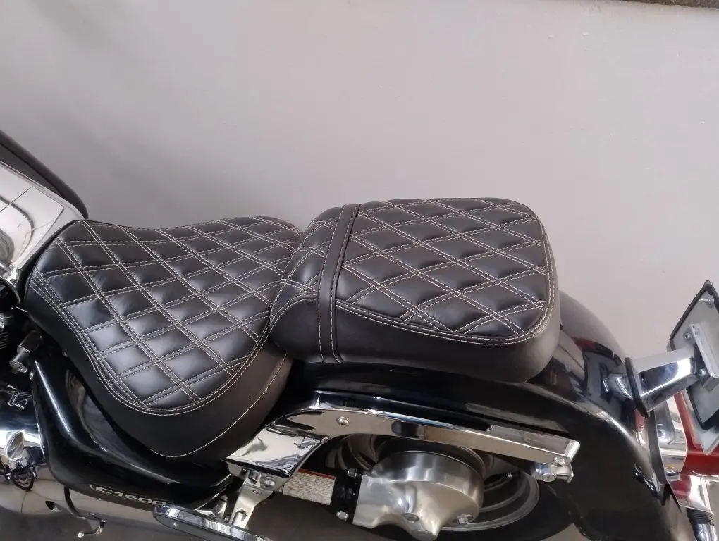 SUZUKI Boulevard C 1500 - Foto