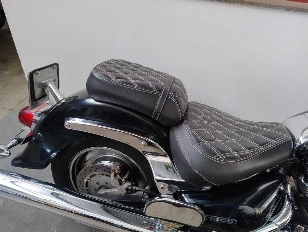 SUZUKI Boulevard C 1500 - Foto