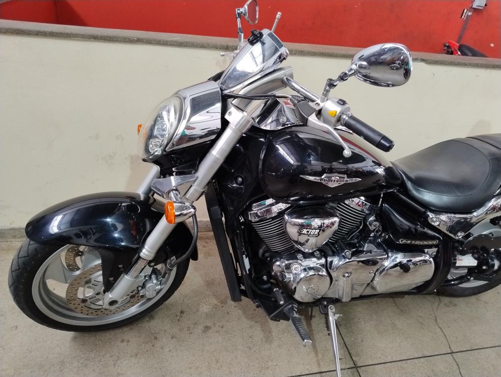 SUZUKI Boulevard M 1500 - Foto